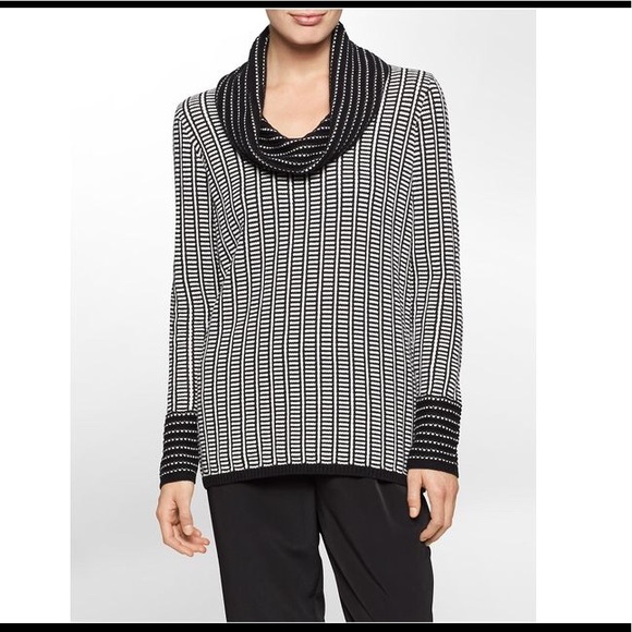 Calvin Klein Sweaters - Calvin Klein Sweater